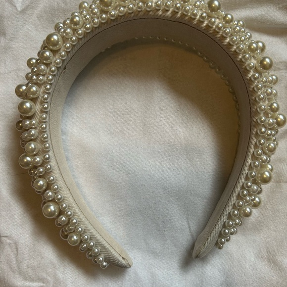Pearl Wedding Headband - Picture 1 of 4